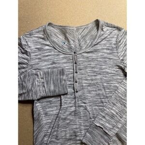 Kuhl Grey Long Sleeve Button Henley Shirt Women's Top Casual‎ Everyday